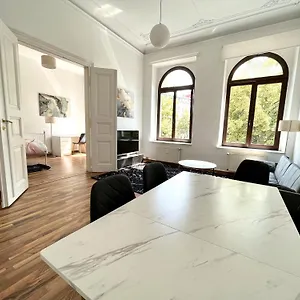 https://direkt-an-der-arena-waldstrae.bestleipzighotels.com